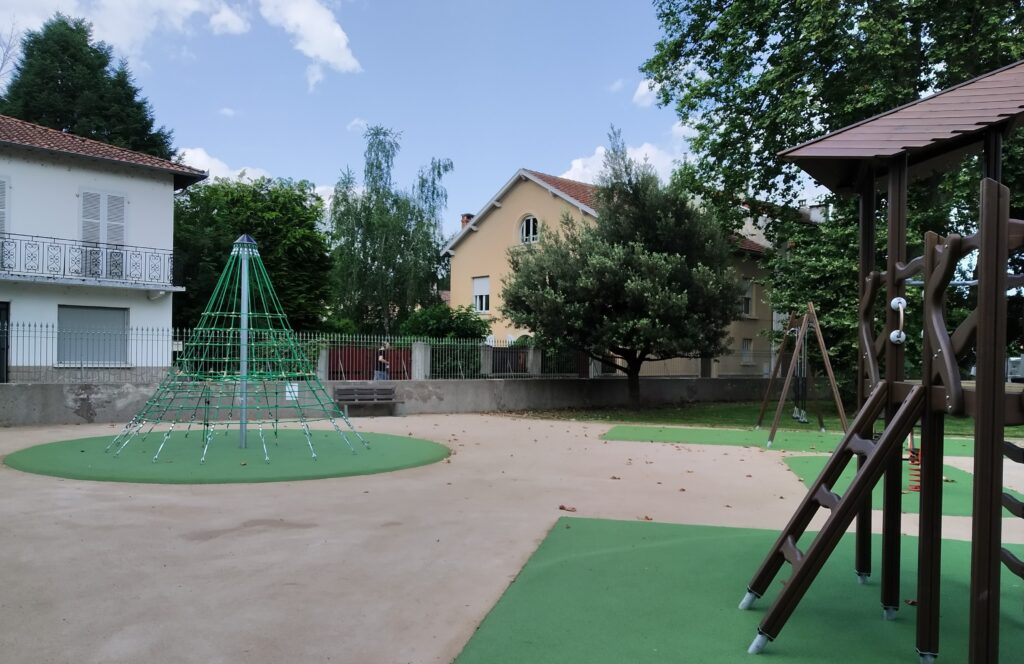 Aire de jeux de St Girons